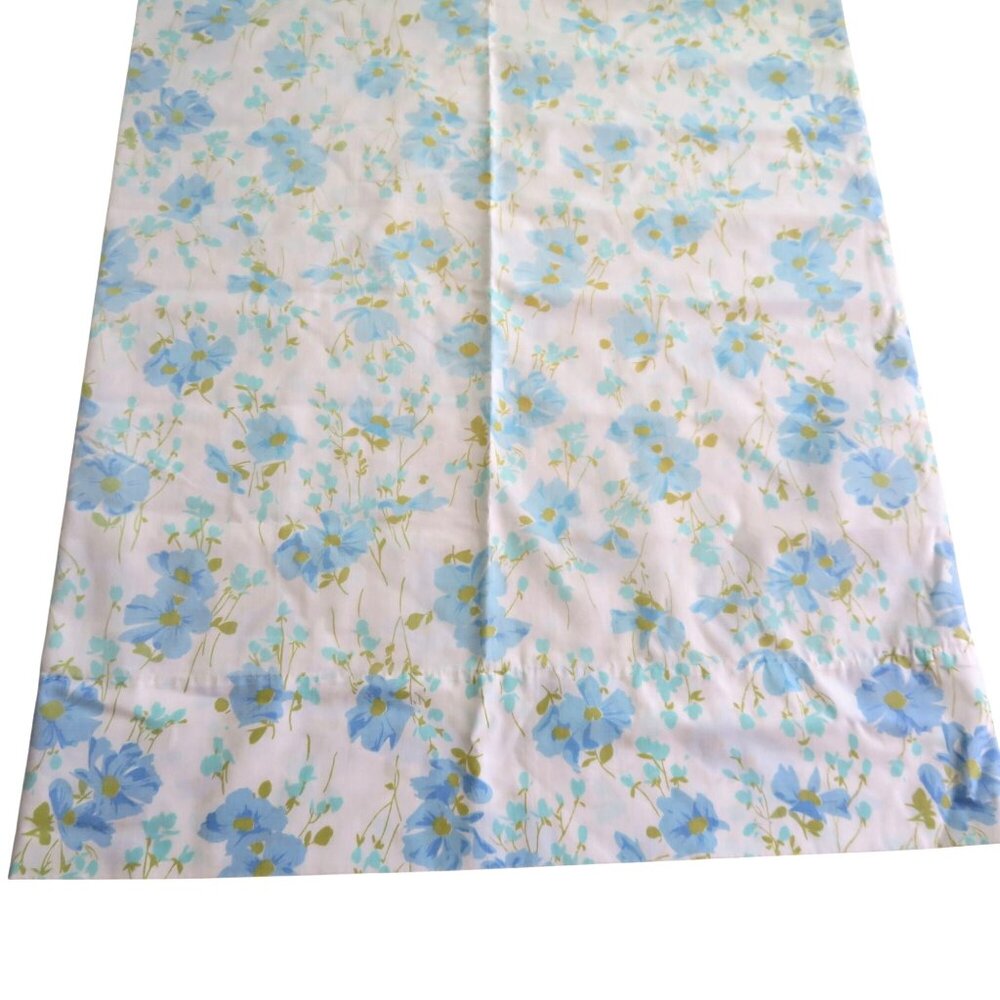 Vintage 70s Morgan Jones Standard Pillowcase Blue Floral Cottage No-Iron Percale